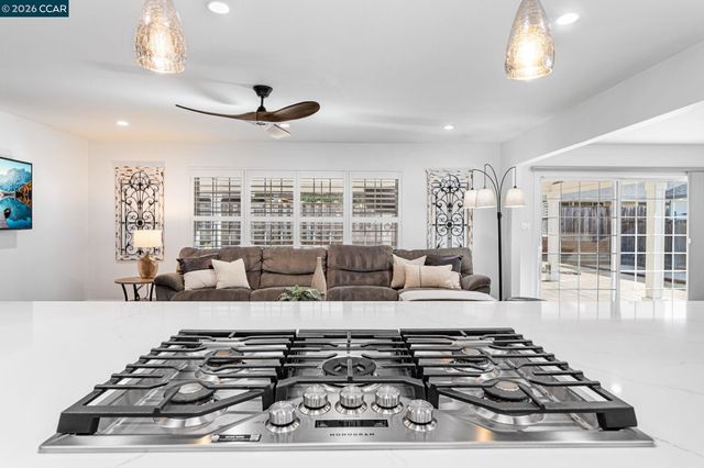 3875 Logan Ct, Concord, CA 94519