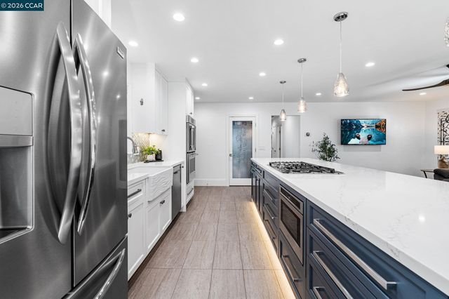 3875 Logan Ct, Concord, CA 94519