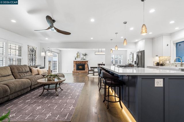 3875 Logan Ct, Concord, CA 94519