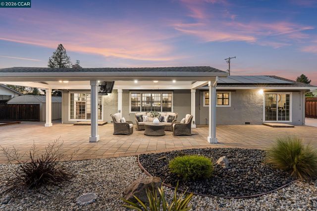 3875 Logan Ct, Concord, CA 94519