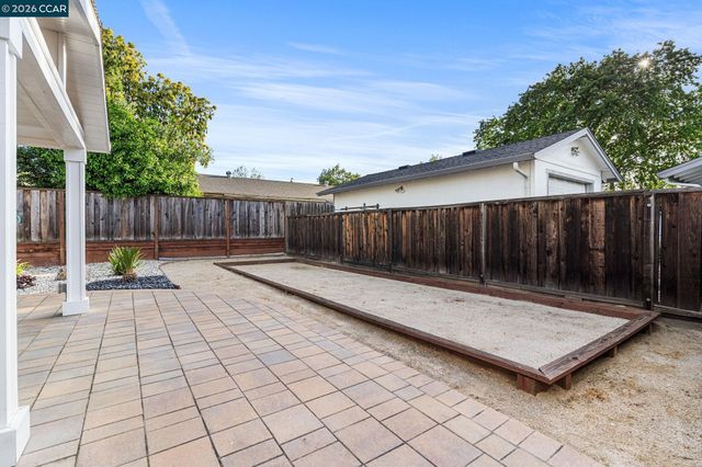 3875 Logan Ct, Concord, CA 94519