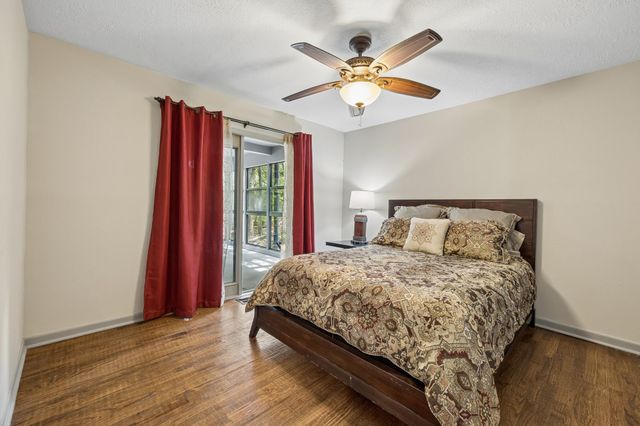 86 Queens Drive, Pottsboro, TX 75076