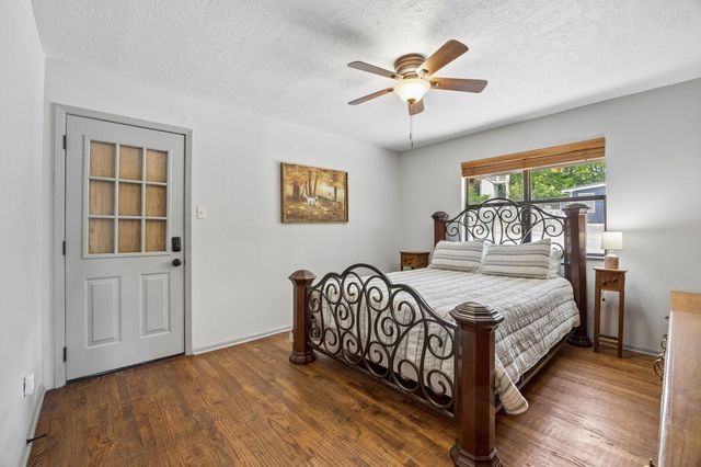86 Queens Drive, Pottsboro, TX 75076