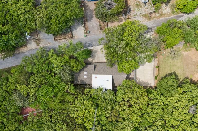 86 Queens Drive, Pottsboro, TX 75076