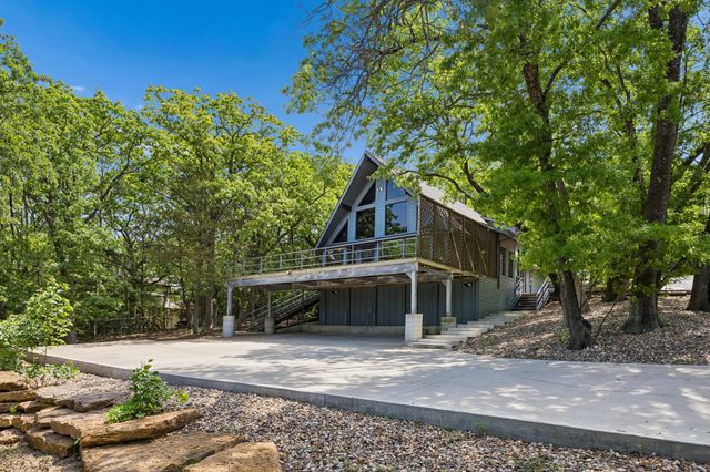 86 Queens Drive, Pottsboro, TX 75076