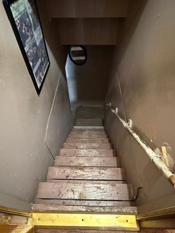 295 Edgewood Drive, Pacifica, CA 94044