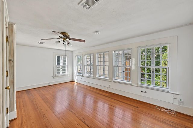 1335 Harvard Street, Houston, TX 77008