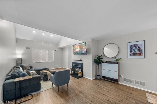 23 Bayowski Rd, West Orange Twp., NJ 07052