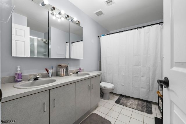 23 Bayowski Rd, West Orange Twp., NJ 07052