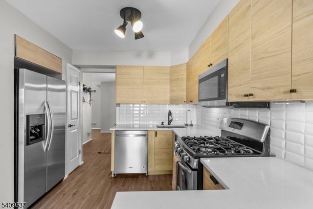 23 Bayowski Rd, West Orange Twp., NJ 07052