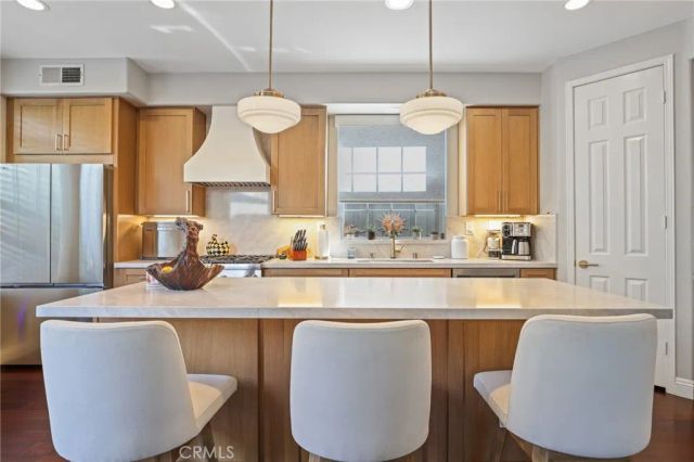 15 Calle Clasico, San Clemente, CA 92673
