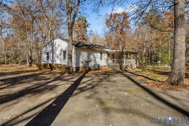 6070 Richmond Tappahannock Hwy, King William, VA 23086