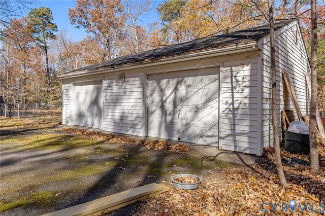 6070 Richmond Tappahannock Hwy, King William, VA 23086