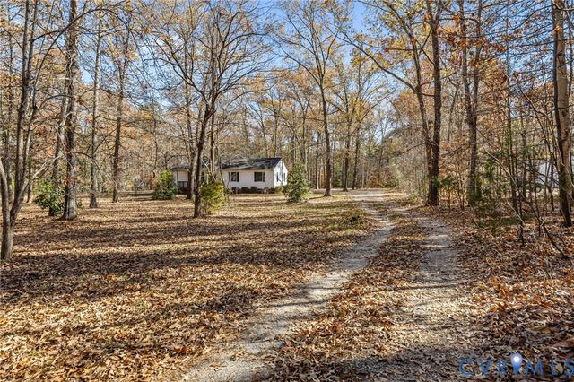 6070 Richmond Tappahannock Hwy, King William, VA 23086