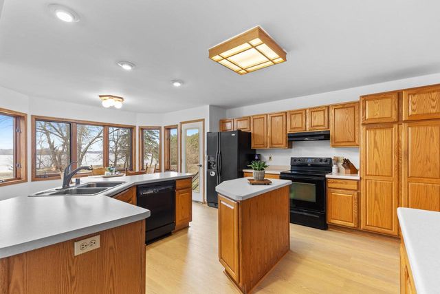 W4436 E Lakeview ROAD, Hustisford, WI 53034