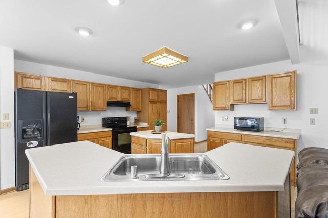 W4436 E Lakeview ROAD, Hustisford, WI 53034