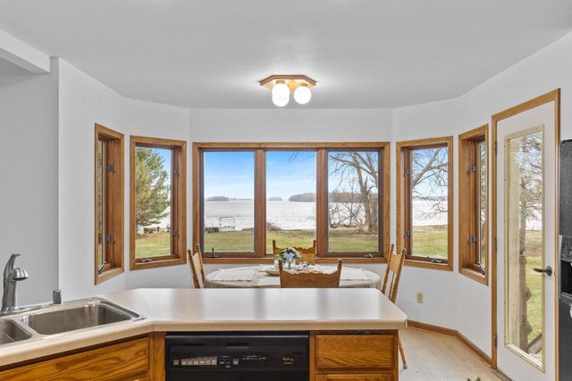 W4436 E Lakeview ROAD, Hustisford, WI 53034