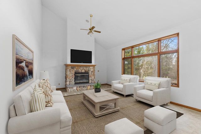 W4436 E Lakeview ROAD, Hustisford, WI 53034