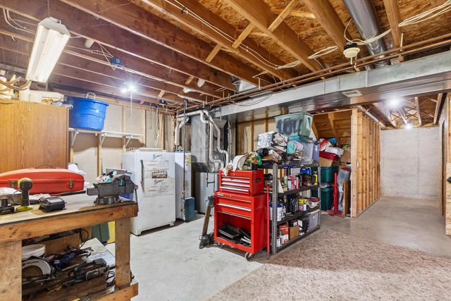 W4436 E Lakeview ROAD, Hustisford, WI 53034