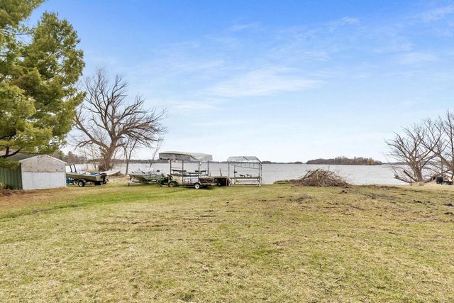 W4436 E Lakeview ROAD, Hustisford, WI 53034