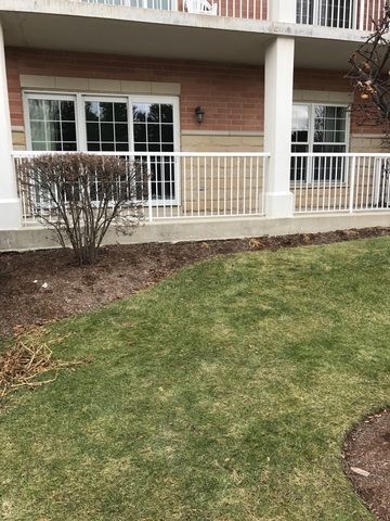 601 W RAND Road 108, Arlington Heights, IL 60004