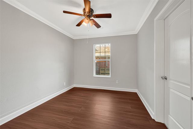 2331 Delafield Street A, Houston, TX 77023