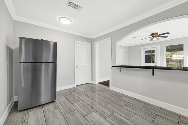 2331 Delafield Street A, Houston, TX 77023