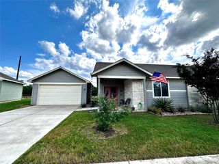 365 Rose DR A, Dripping Springs, TX 78620