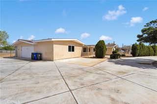 21008 South Road, Apple Valley, CA 92307