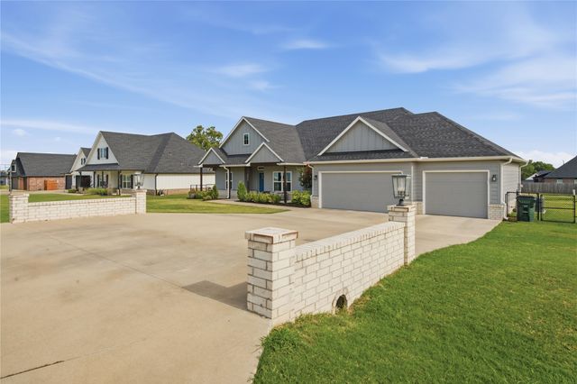 2412 W Union Street, Collinsville, OK 74021
