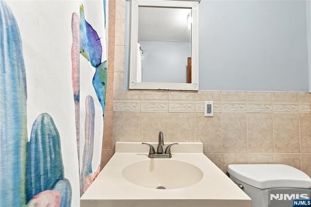 258 Clendenny Avenue 3, Jersey City, NJ 07304