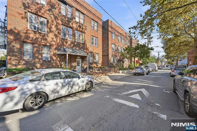 258 Clendenny Avenue 3, Jersey City, NJ 07304