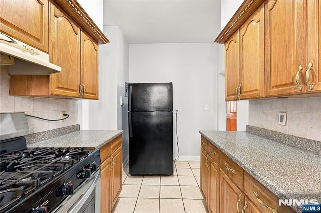 258 Clendenny Avenue 3, Jersey City, NJ 07304