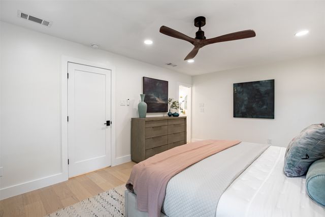 10564 Cox Lane, Dallas, TX 75229