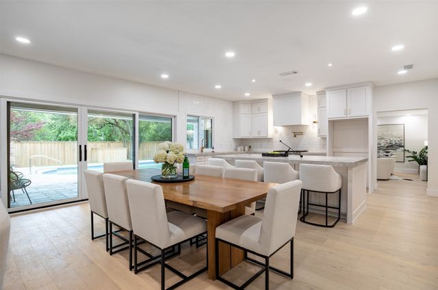 10564 Cox Lane, Dallas, TX 75229