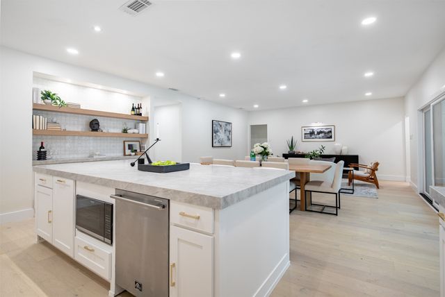 10564 Cox Lane, Dallas, TX 75229