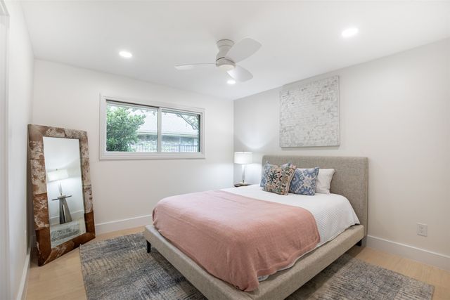 10564 Cox Lane, Dallas, TX 75229