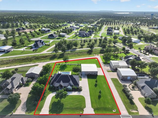 9403 King Air Drive, Granbury, TX 76049
