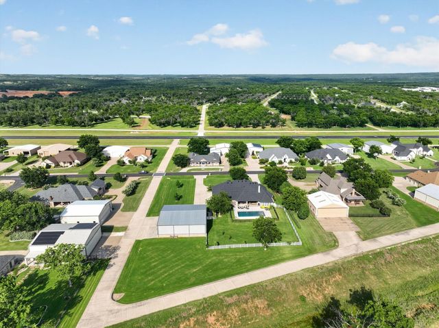 9403 King Air Drive, Granbury, TX 76049