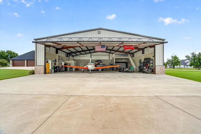 9403 King Air Drive, Granbury, TX 76049