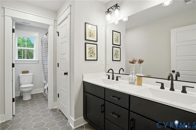 9090 River Bridge Dr, Quinton, VA 23141