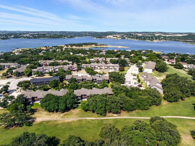 512 Palmer DR, Point Venture, TX 78645