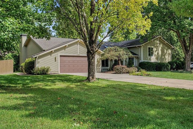 1381 Hickoryview Court, Washington Twp, OH 45458