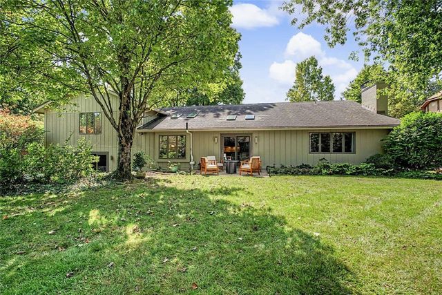1381 Hickoryview Court, Washington Twp, OH 45458