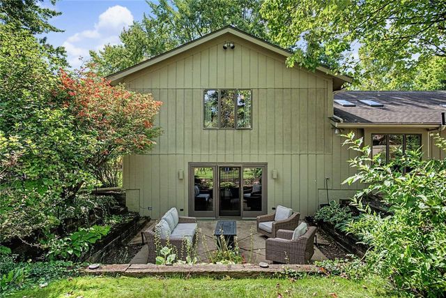 1381 Hickoryview Court, Washington Twp, OH 45458