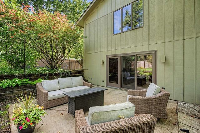1381 Hickoryview Court, Washington Twp, OH 45458