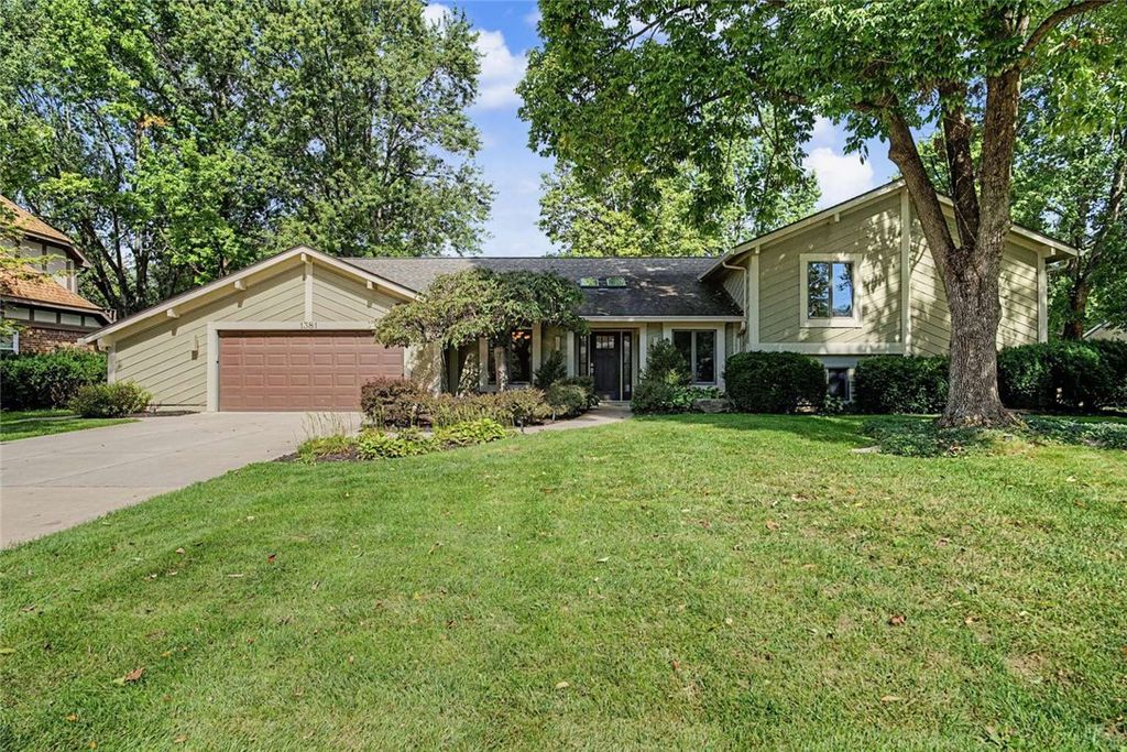 1381 Hickoryview Court, Washington Twp, OH 45458