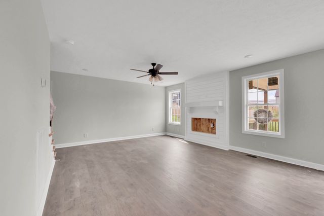 240 Wesson Drive, Clarksville, TN 37043