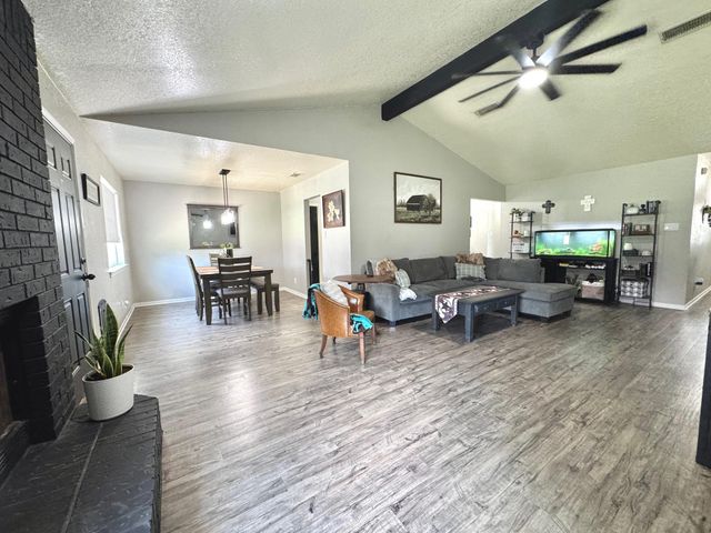 1817 Dusk Dr DR, Killeen, TX 76543