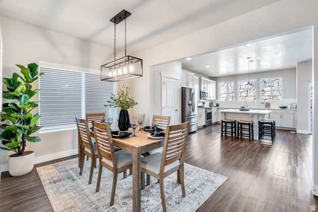 2136 W NORTHRIDGE DR, Lehi, UT 84048